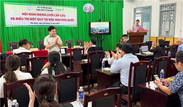 HỘI NGHỊ MẠNG LƯỚI CẤP CỨU VÀ ĐIỀU TRỊ ĐỘT QUỴ TẠI TRUNG TÂM Y TẾ PHÚ QUỐC)